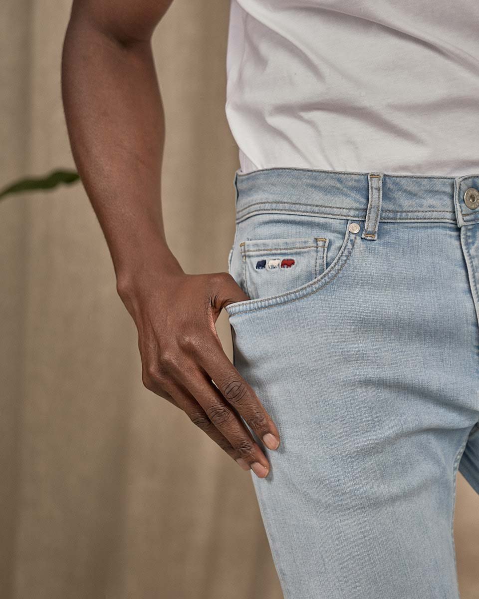 Jean coupe ajustée bleu