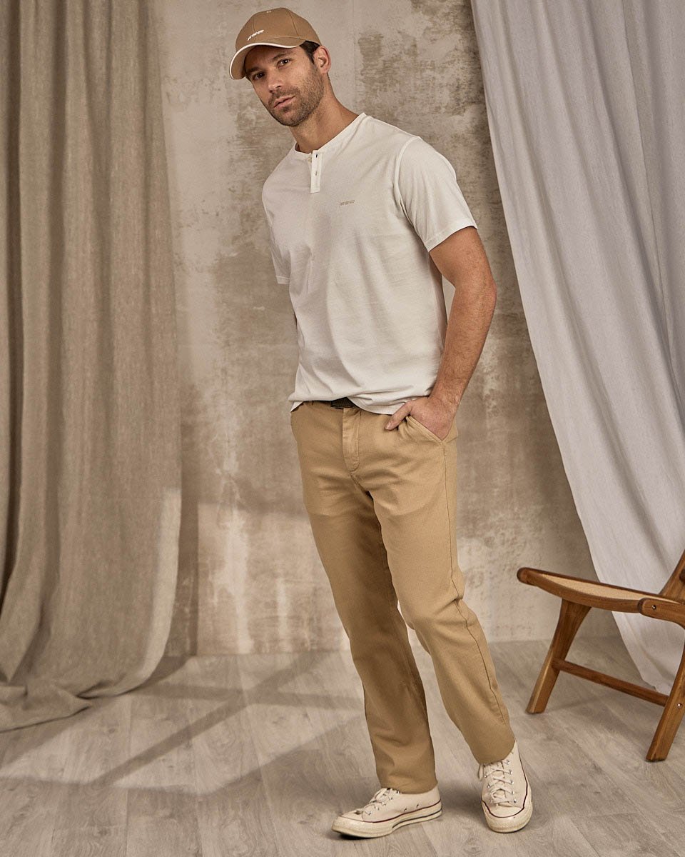 T-shirt col tunisien blanc