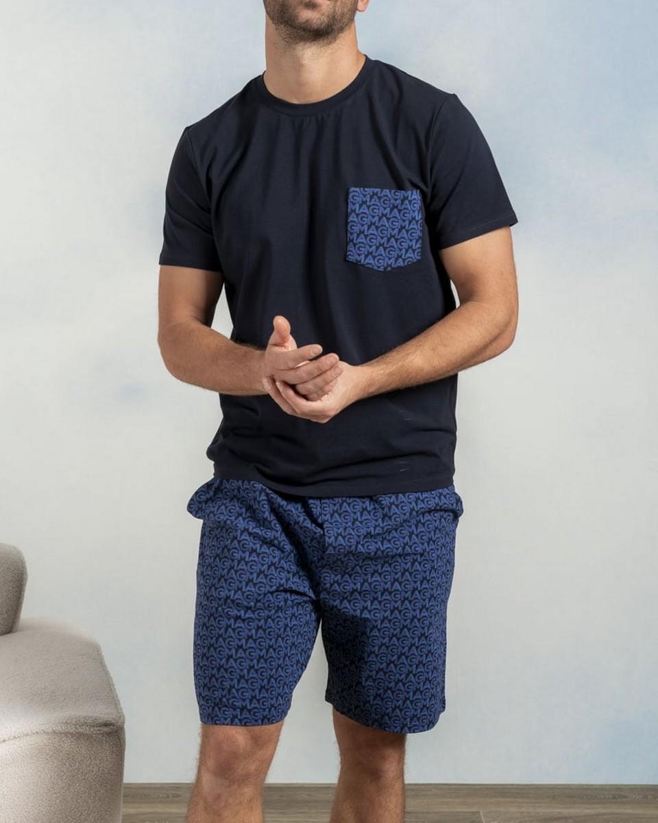 Pyjama Adam
