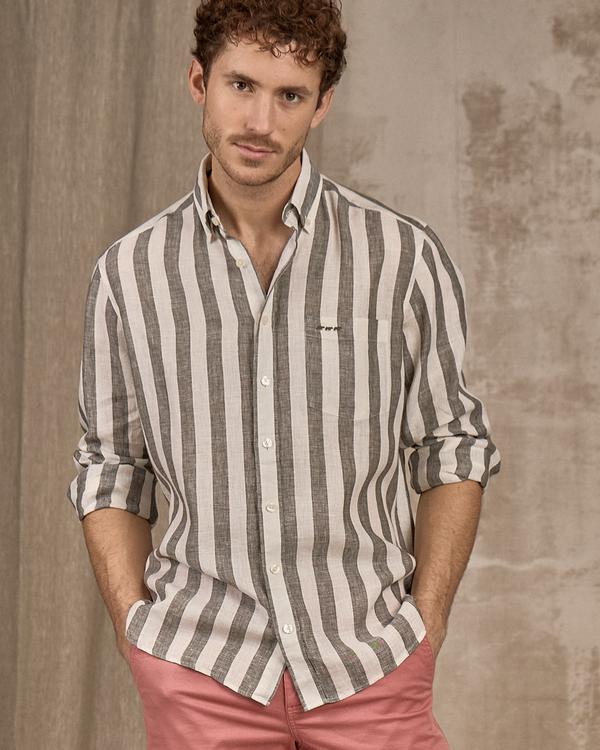 Chemise en lin vert