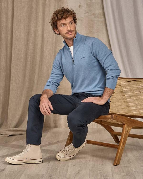 Pull col camionneur bleu