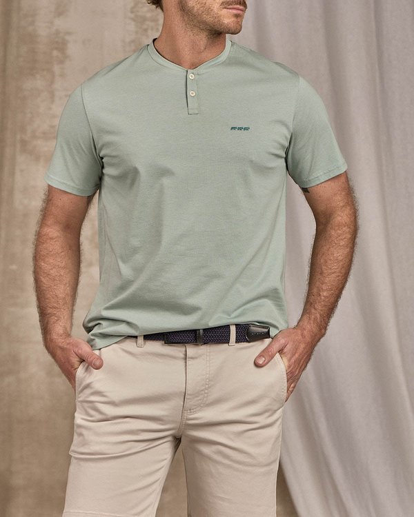 T-shirt col tunisien beige T-shirt col tunisien beige