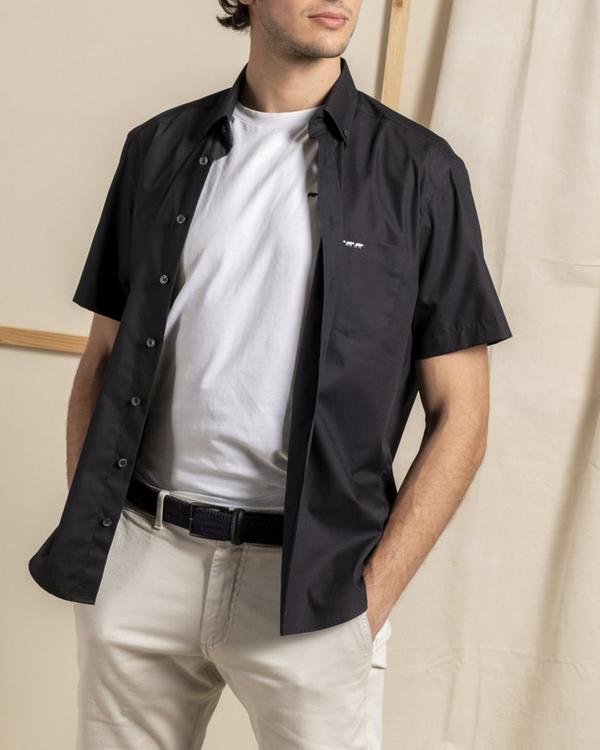 Chemise manches courtes unie coupe regular fit Chemise manches courtes unie coupe regular fit