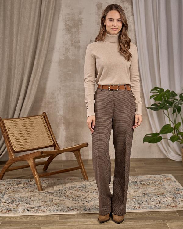 Pull col roulé beige