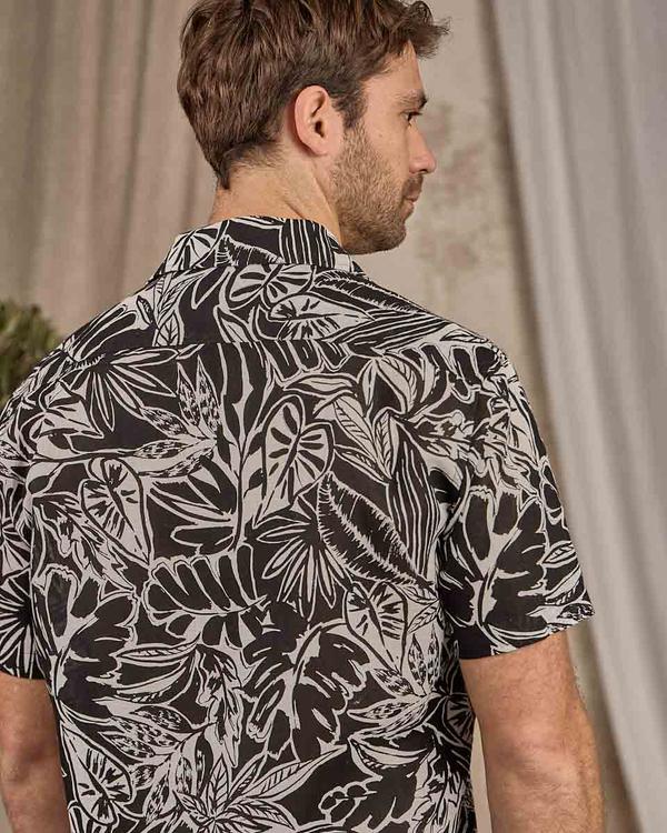 Chemise à feuillages noir Chemise à feuillages noir