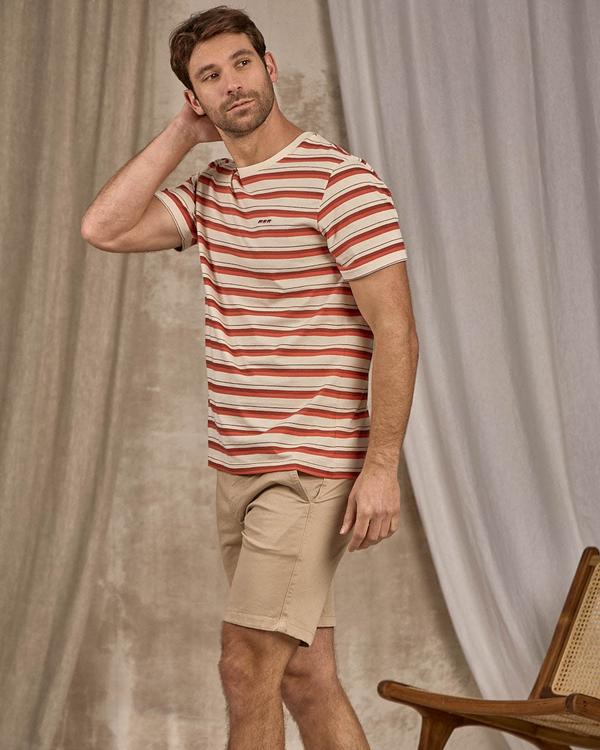 T-shirt rayé rouge T-shirt rayé rouge