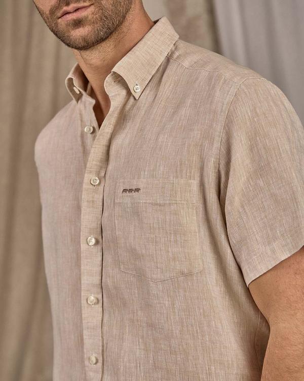 Chemise unie beige Chemise unie beige