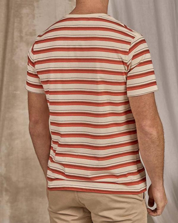 T-shirt rayé rouge T-shirt rayé rouge