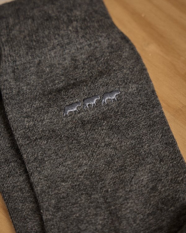 Chaussettes unies broderie 3 vaches Chaussettes unies broderie 3 vaches