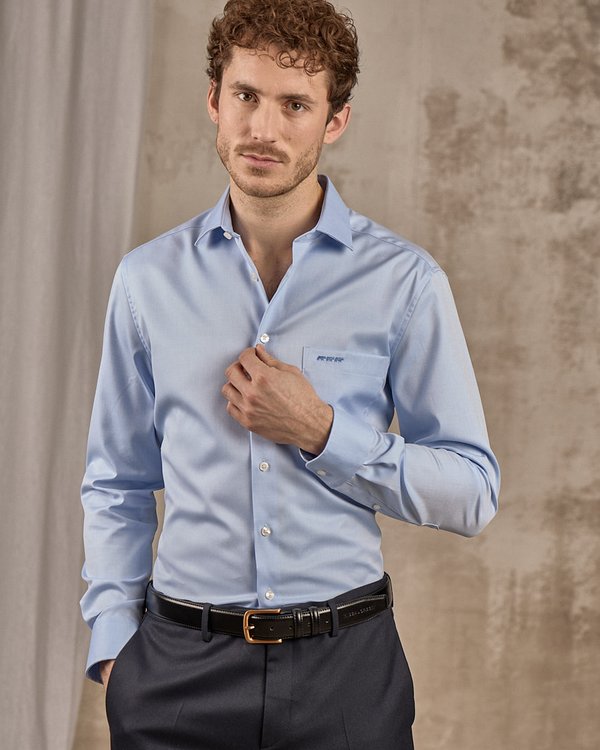 Chemise unie bleu Chemise unie bleu