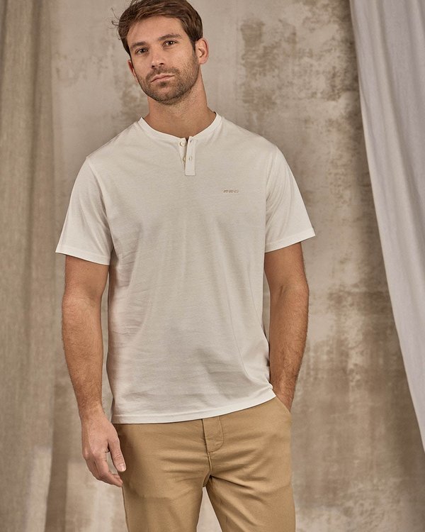 T-shirt col tunisien blanc T-shirt col tunisien blanc