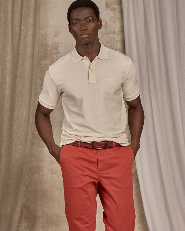 Chino Cyrile rouge