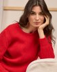 Pull aux détails ajourés rouge Pull aux détails ajourés rouge